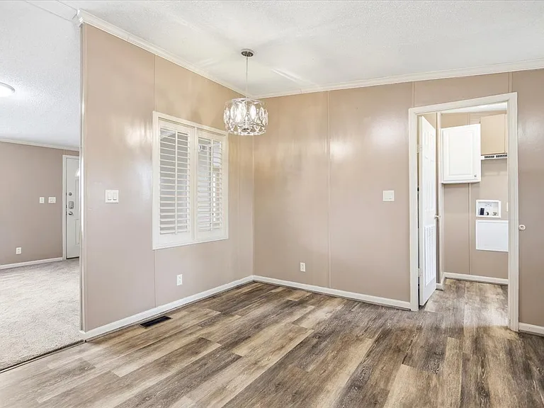 410 County Road 3823 — Photo 12