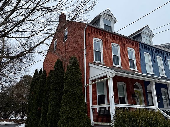 2nd image of 801 Highland Ave