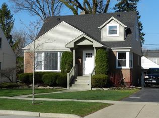 618 S Bryan St, Elmhurst, IL