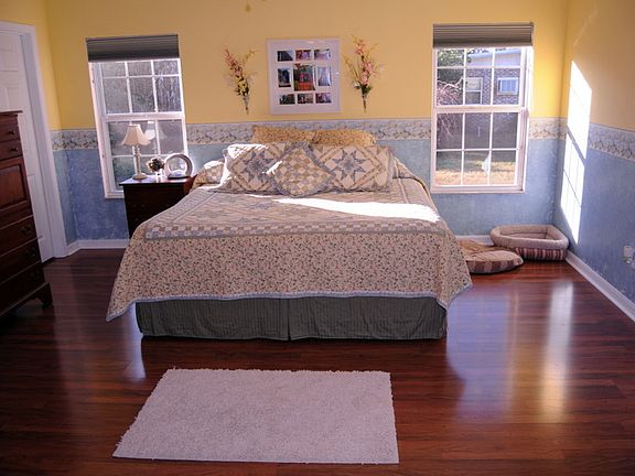 Master Bedroom/Bedroom #1