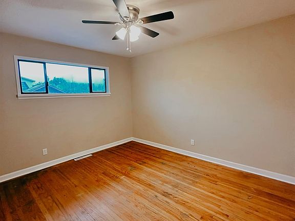 4th image of 1124 Shetler Avenue