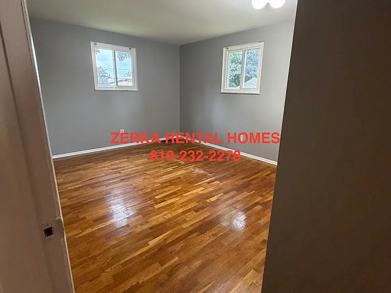 6316 Calkins Rd — Photo 10
