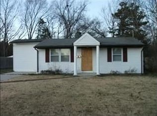 57 Spruce St, Central Islip, NY