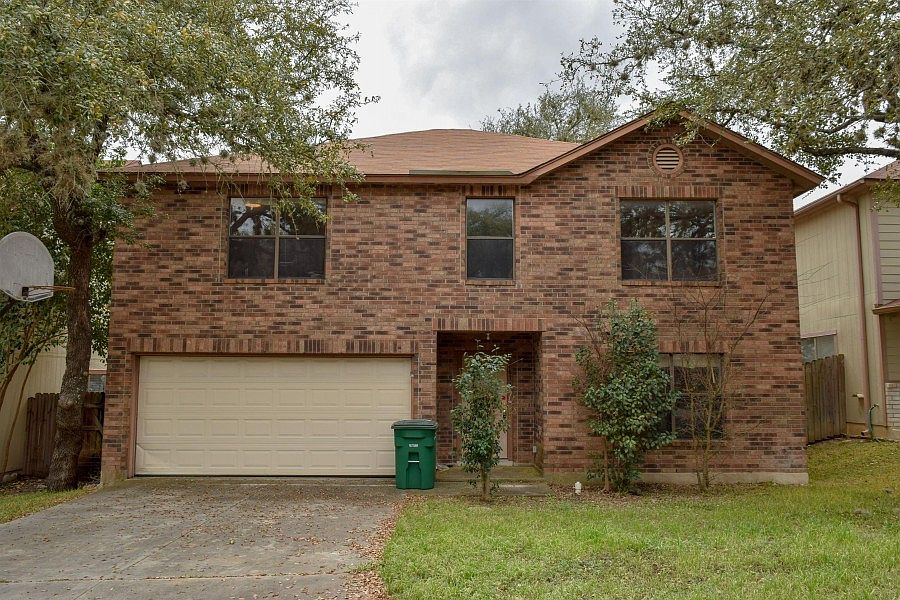 1st image of 7634 Cascade Oak Dr