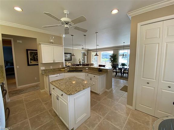 5th image of 5050 Yacht Harbor Cir #7-103