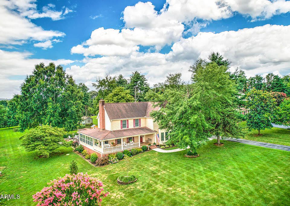 1st image of 12812 Peach View Dr