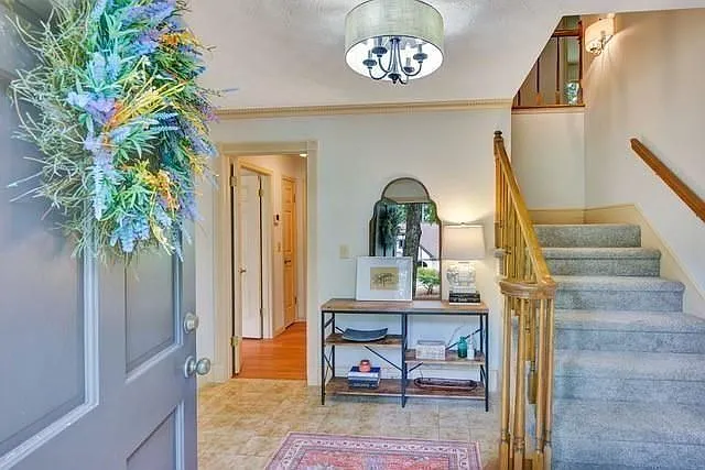 4 bed, 3.0 bath, 2846 sqft, $3,900 — Photo 3