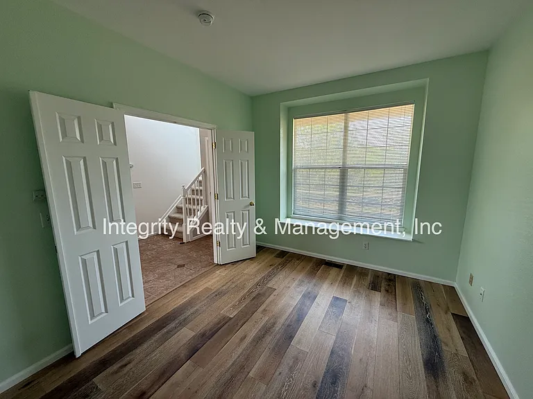 312 W Jamison Pl #5 — Photo 6