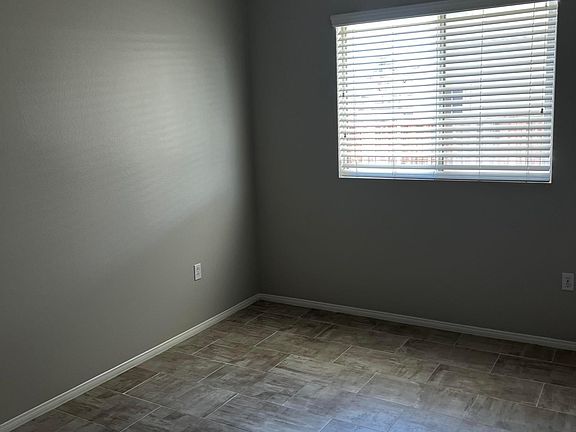 5th image of 3429 Coronado Ave