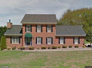 5139 Butner Dr, Hickory, NC 28602