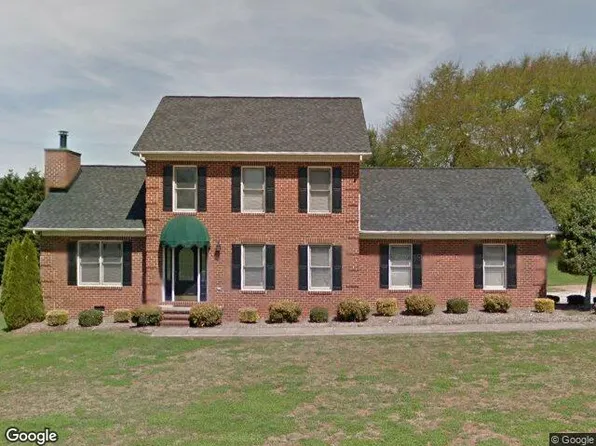 5139 Butner Dr, Hickory, NC 28602