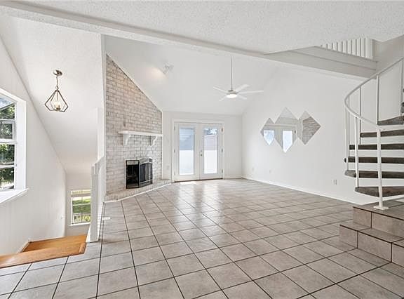 5th image of 6020 Orleans Ave