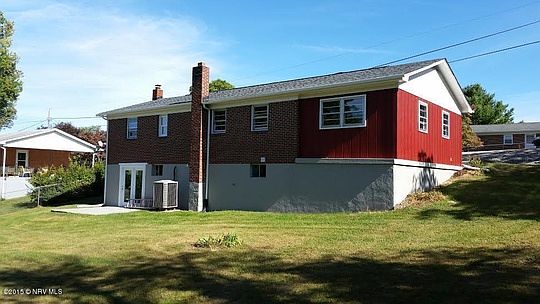 4th image of 5174 Sunset Dr