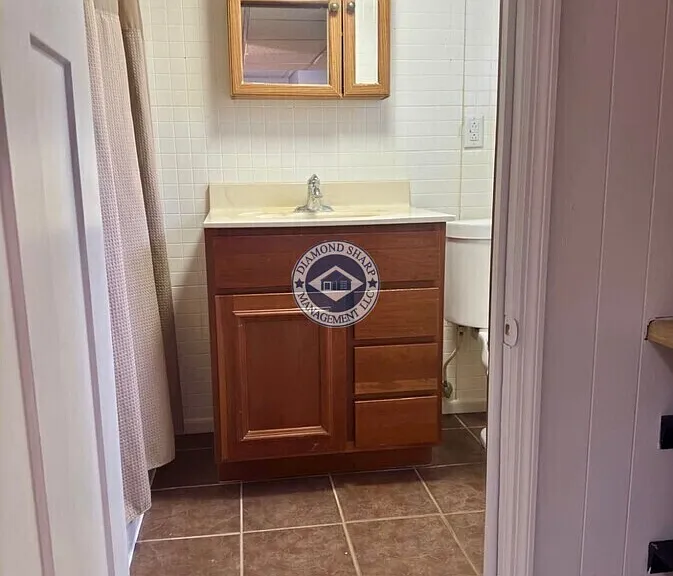 21 Beth Ann Dr #B — Photo 4
