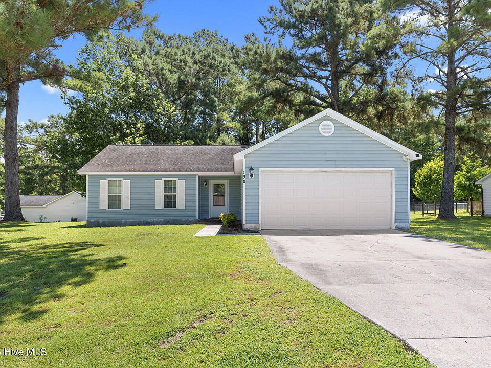 1st image of 130 Sweetwater Dr