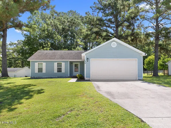 130 Sweetwater Dr, Jacksonville, NC 28540