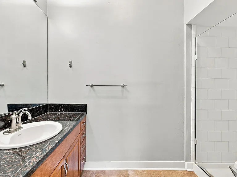 1640 N Downing St #103 — Photo 23