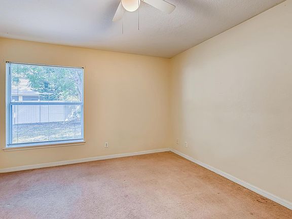 4th image of 7900 Bridgestone Dr