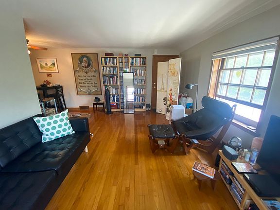 4th image of 4302 N Wilson Dr APT 5
