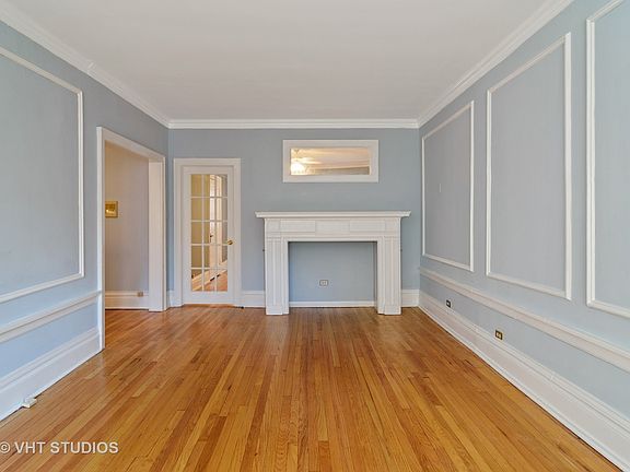 3rd image of 210 N Oak Park Ave APT 1FF