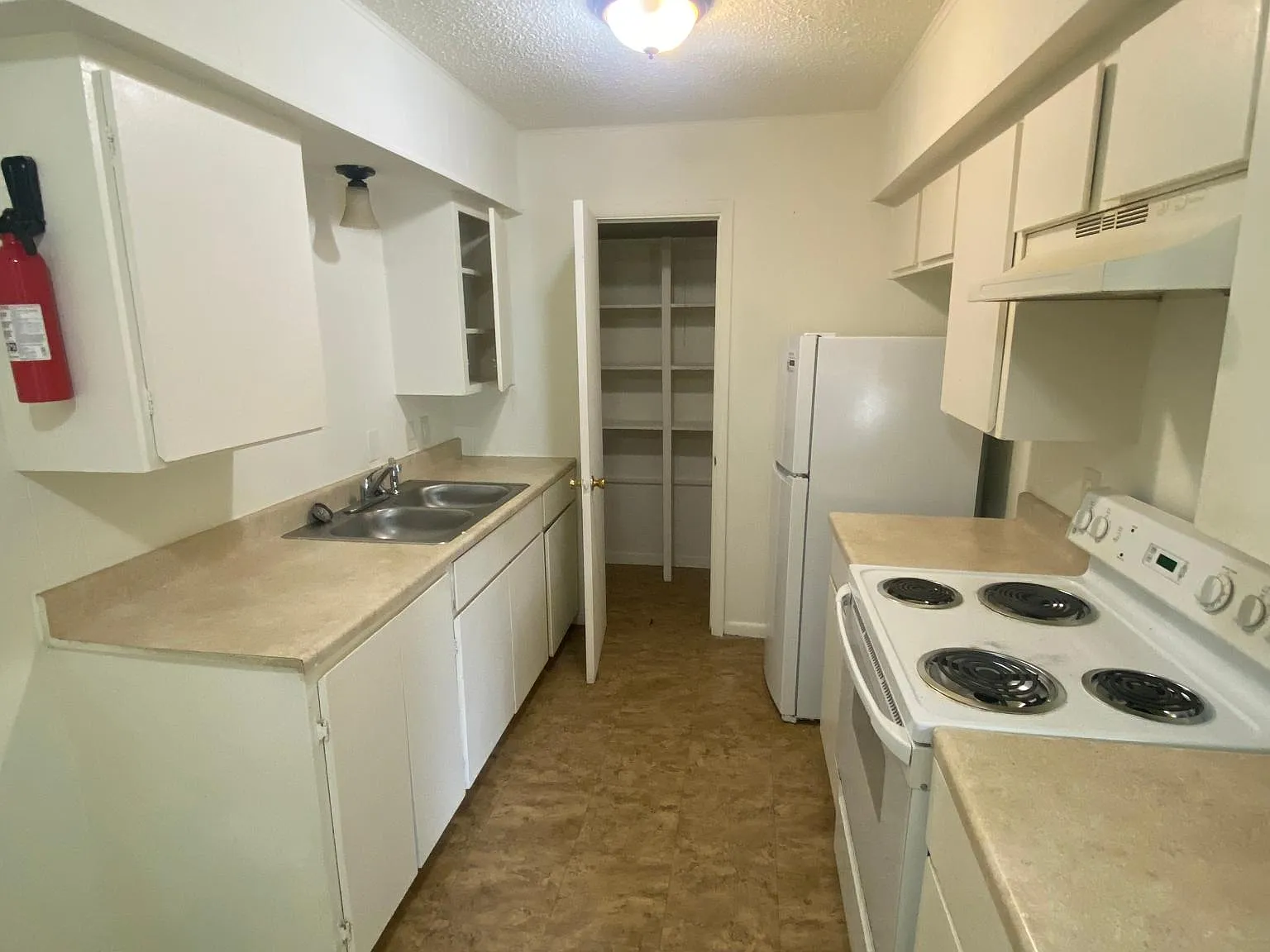 1 bed, 680 sqft, $650 — Photo 3