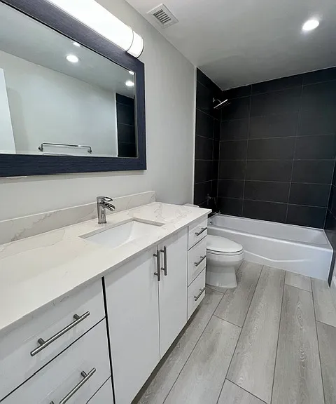 401 69th St #1002 — Photo 11