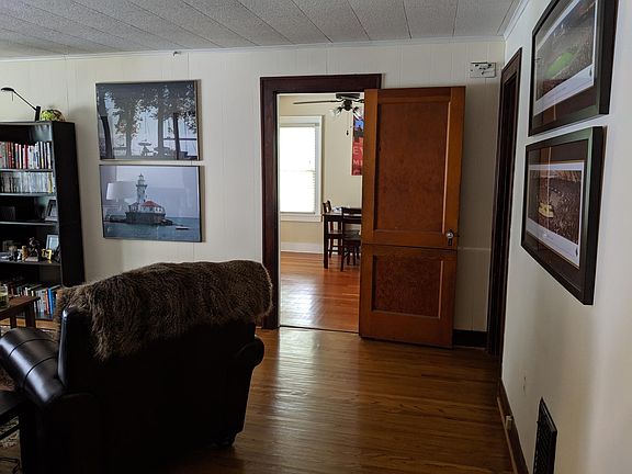 3rd image of 24211 W Commercial St #2