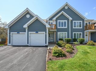 953 Lakeland Dr, Lake Geneva, WI 53147