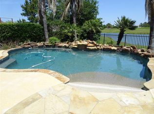 10738 Sea Myrtle Dr, Houston, TX 77095