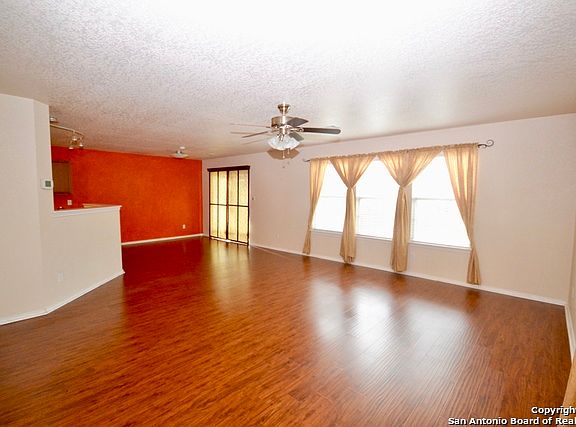 4th image of 7435 Saddle Bend Dr