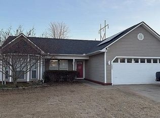 505 Sandstone Dr, Van Buren, AR 72956