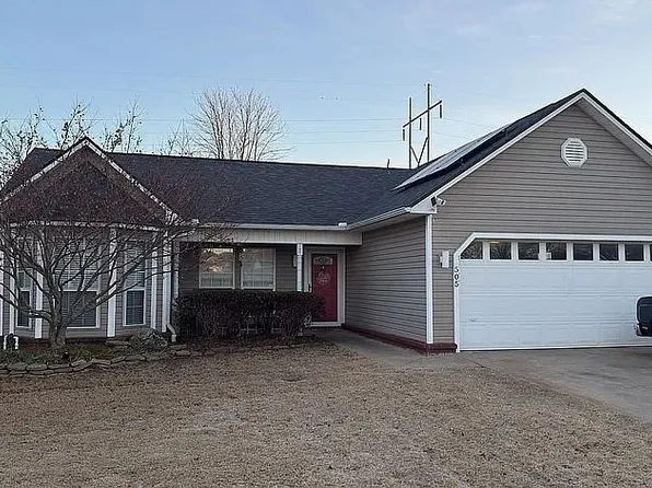 505 Sandstone Dr, Van Buren, AR 72956