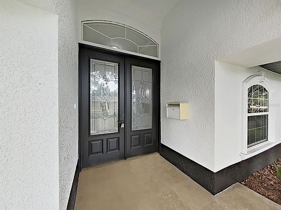 3rd image of 3322 Schefflera Rd