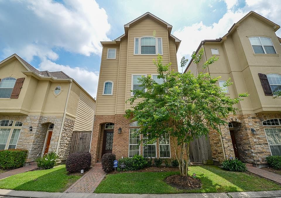 1st image of 9039 Creekstone Lake Dr