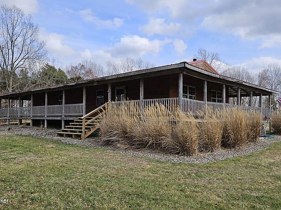 3rd image of 2586 Logsdon Cemetery Rd