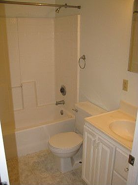 4th image of 10840 6th Ave S #B