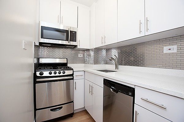 1st image of 160 E 27th St APT 4E