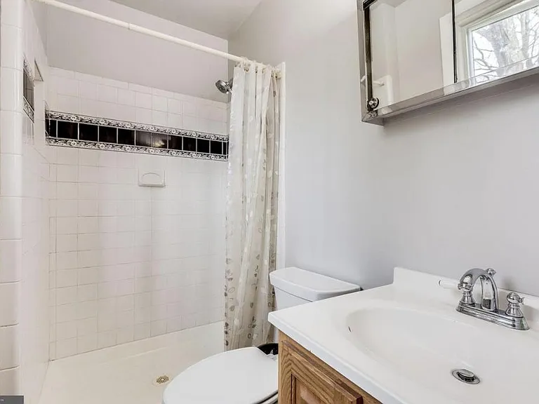 Cranoke St — Photo 15