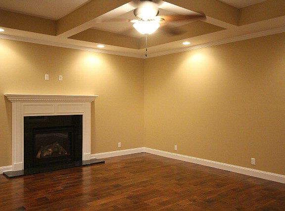 5th image of 995 River Bend Dr