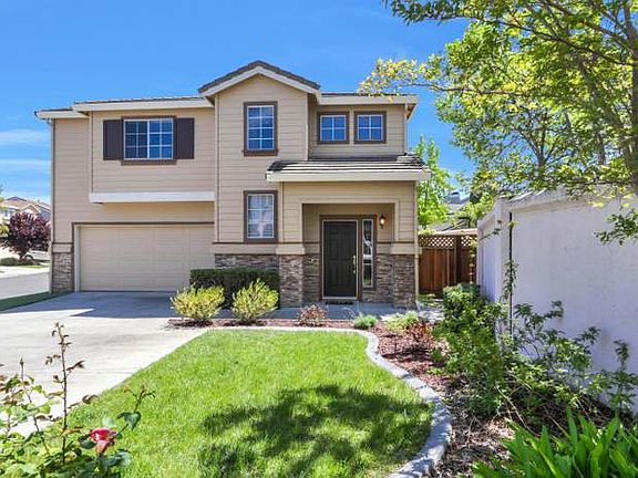 2nd image of 885 Windsor Hills Cir