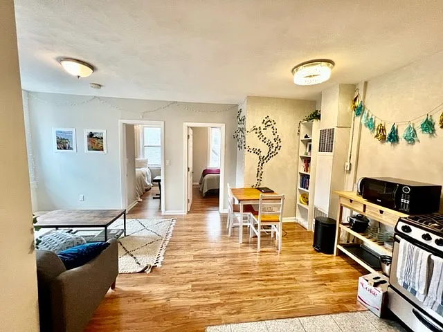 145 Endicott St #6 — Photo 9