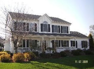 6628 Marzden Dr, Lambertville, MI 48144