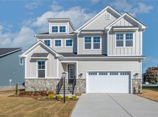 95 Raptor Dr, Poquoson, VA 23662