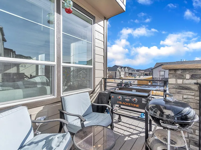 1554 Castle Creek Cir — Photo 10