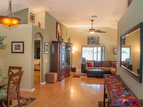 4th image of 705 Addison Dr NE