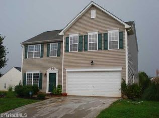 5200 Mystic Oak Cir, Browns Summit, NC 27214
