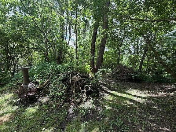 4th image of 125 State Rd