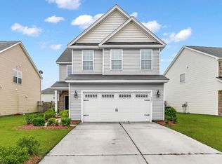 521 Crossland Dr, Moncks Corner, SC 29461