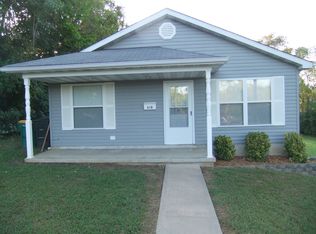 610 Blow St, De Soto, MO 63020