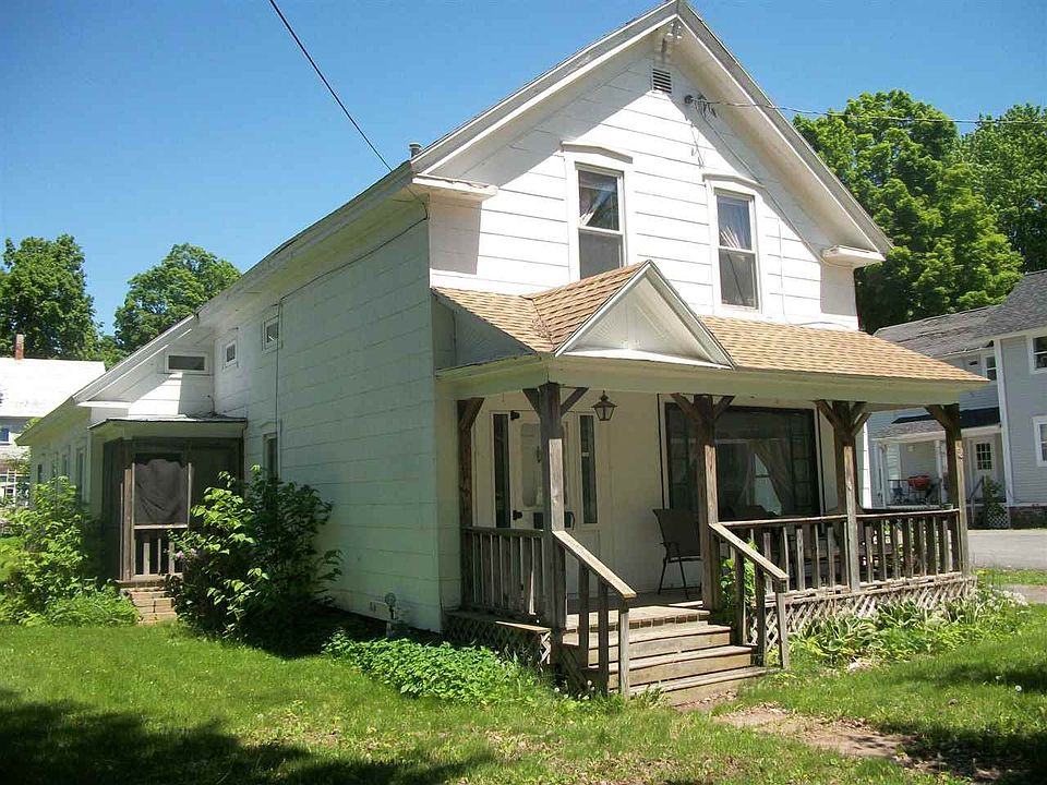 2nd image of 22 Bay St